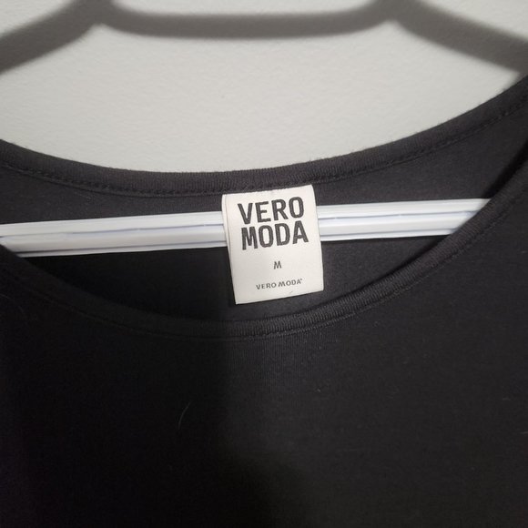 Black midi dress - Picture 2 of 3